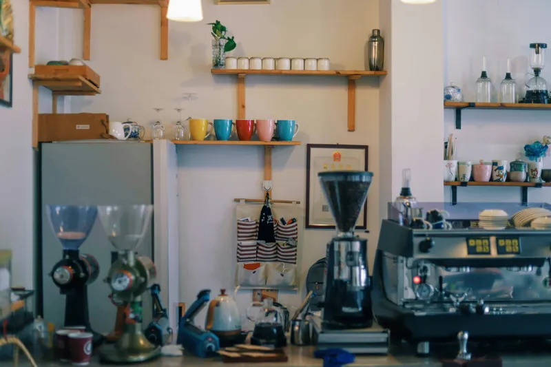 5 Hard Lessons Every Coffee Shop Owner Learns That No One Tells You