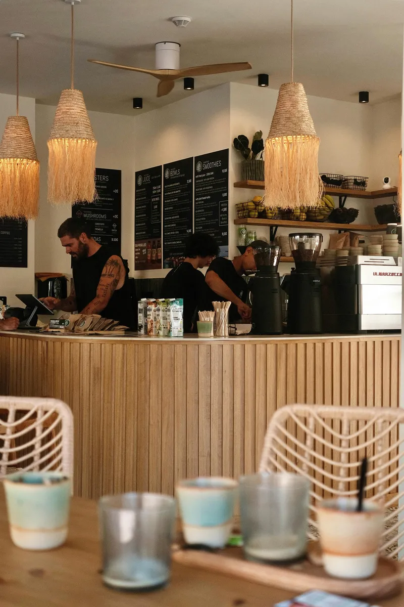 From Chaos to Consistency: How the Best Café Owners Think About Systems